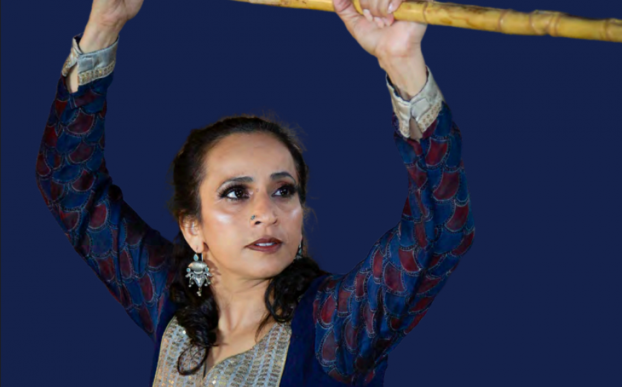 Urja Desai Thakore in Rooh | Pari Naderi