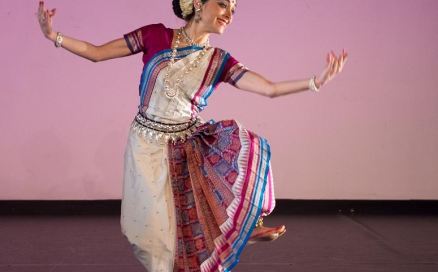 Elena Catalano in Dakshina | Image credit: Simon Richardson, courtesy Akademi