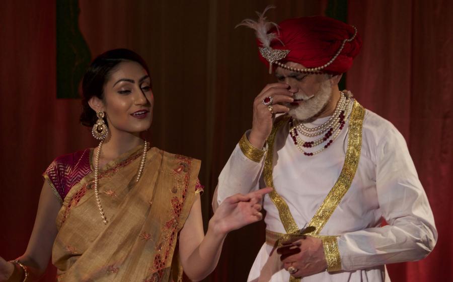 Sheetal Kapoor as Gauhar Jaan with the Maharaja of Datia Harmag Singh Kalirai