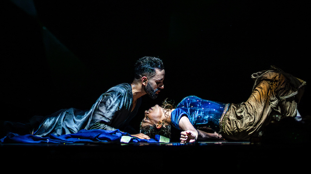 Read more about the article MEHEK – Aakash Odedra Company/Aditi Mangaldas Company