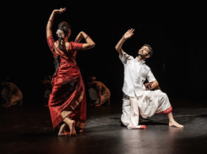 Read more about the article Clothesline / ಒಂದು ಸೀರೆಯ ಕಥೆ – Jeevika Bhat