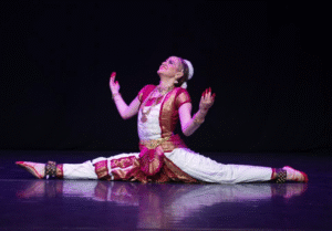 Read more about the article Embracing Bharatanatyam – Navigating Tradition, Belonging and Identity