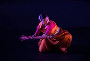 Read more about the article ReRooted Dance Collective: Transformations of the line